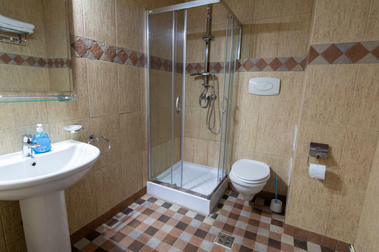 Pensiunea Admiraz Durău Kültér fotó